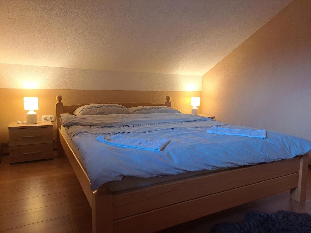 Apartman Avram Kotor Varos Екстериор снимка