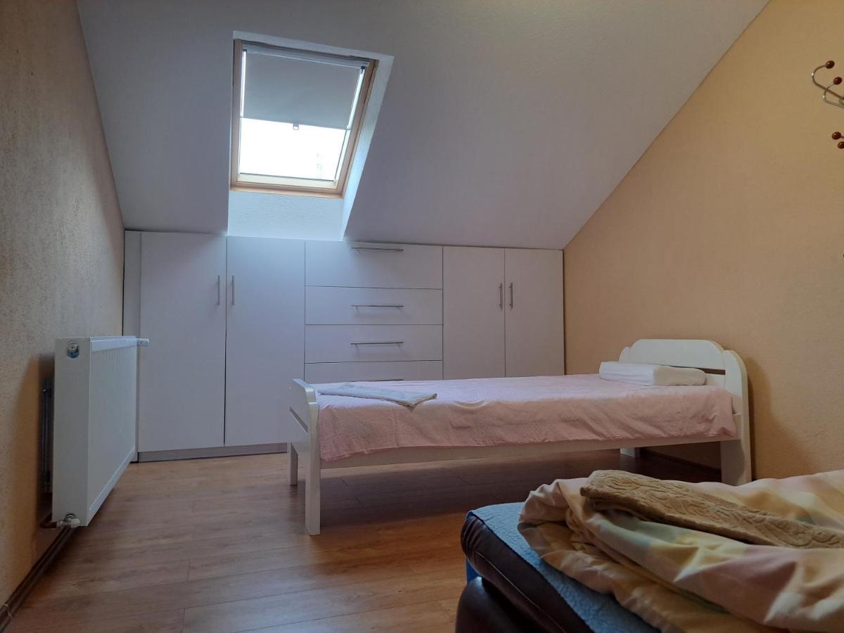 Apartman Avram Kotor Varos Екстериор снимка